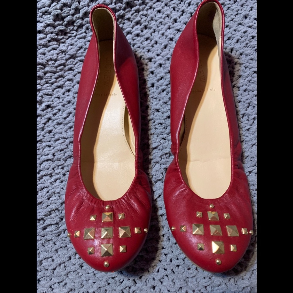 These are adorable ! Studded Ballet Flats